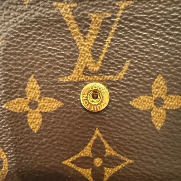 Louis Vuitton Zoe Wallet